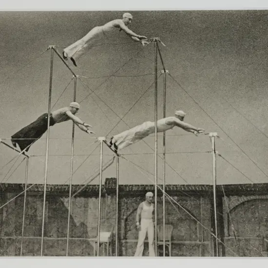 Unidentified photographer ‘Acrobats’, c.1925